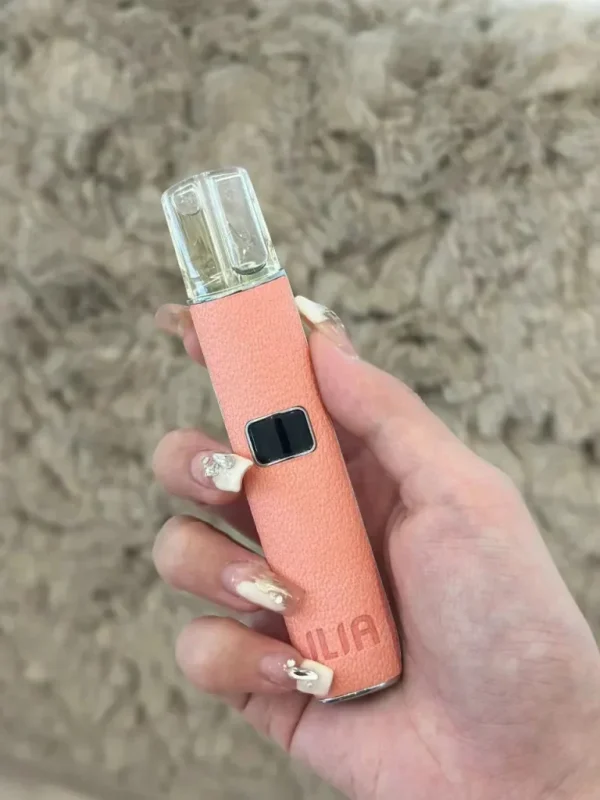 【颜色】005 ILLA哩啞一代皮革主機 粉 600x800